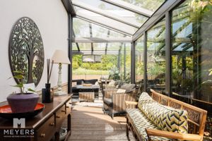 Porch Area - click for photo gallery